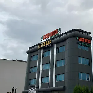  Otel Lucca